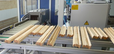 Laengs- und Querfoerderer nach Impraegnierung